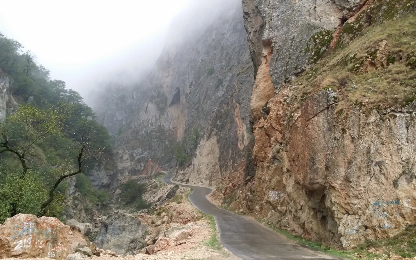 Mountain road through a gorge on the way to Khinalig